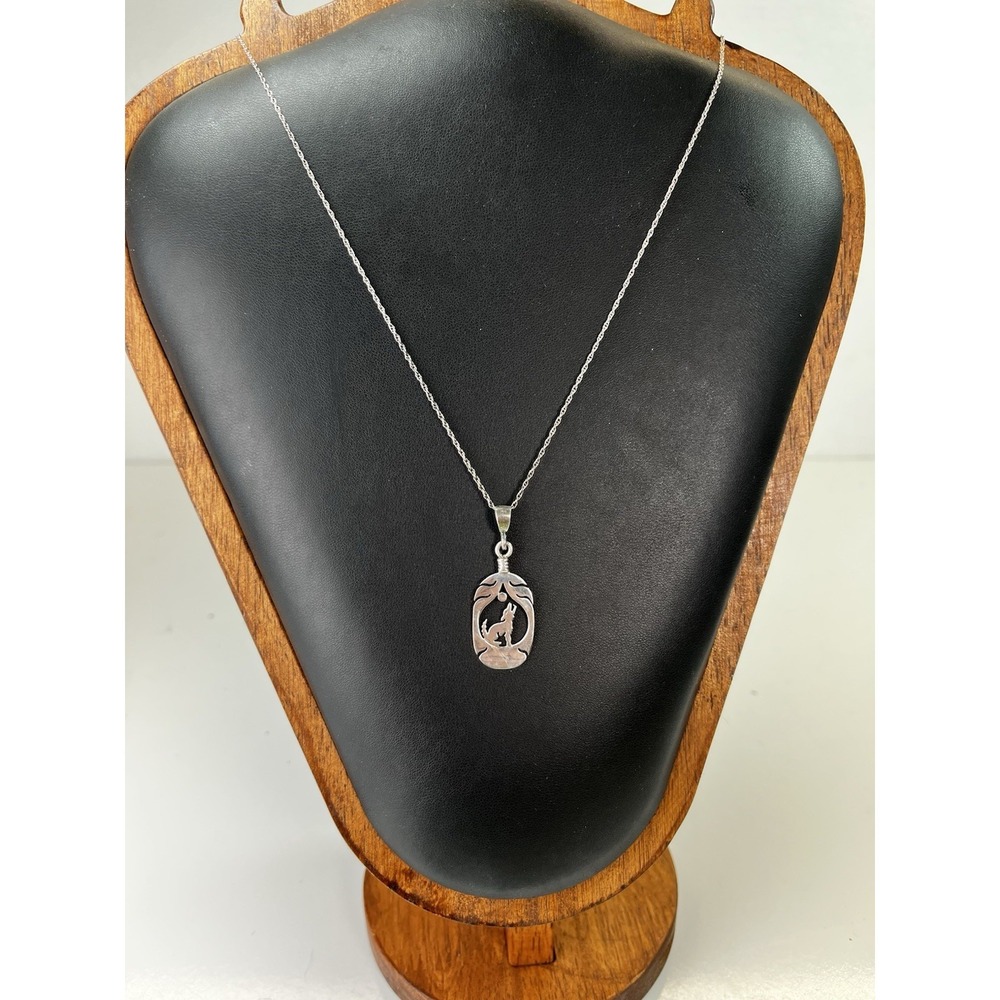 Native American Sterling‎ Silver Howling Coyote Necklace 18" Signed